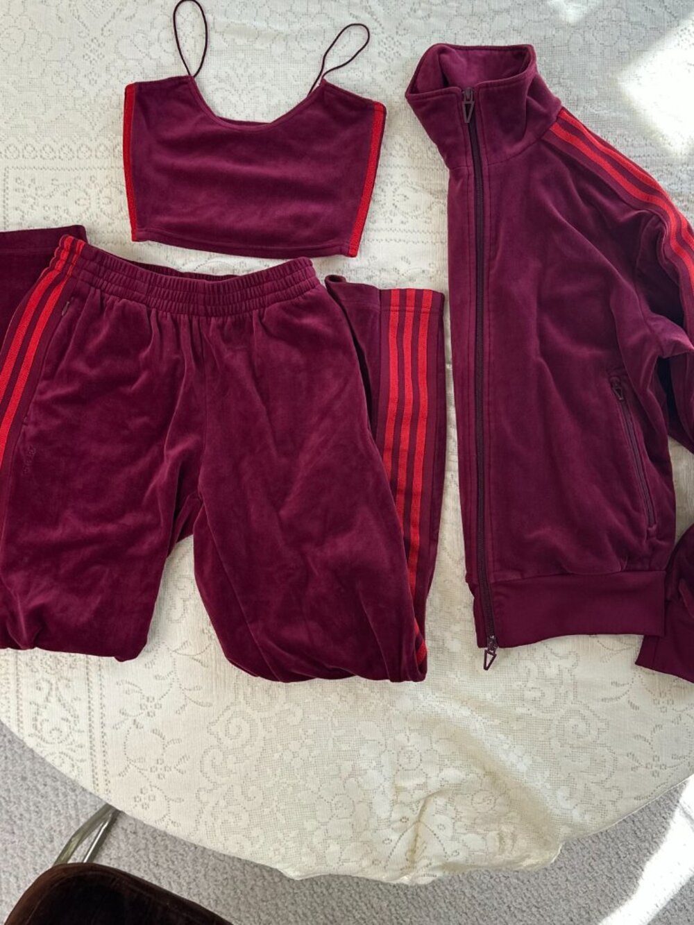 Adidas x IVY PARK Beyonce Cherry Wood Velour Track Suite Sweat Full Set XS S - Picture 2 of 6